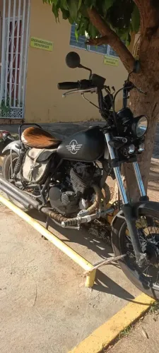 Intruder 250 BOBBER