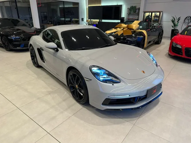 Porsche 718 Cayman Style Edition 2.0 300cv 2024