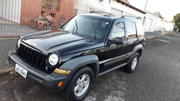 Jeep Cherokee Sport 3.7 4X4 V6 12V Aut. 2007