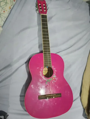 Vendo violão de iniciante