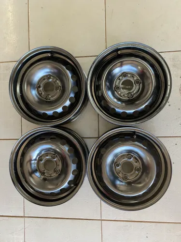 Rodas aro 14 Fiat de ferro