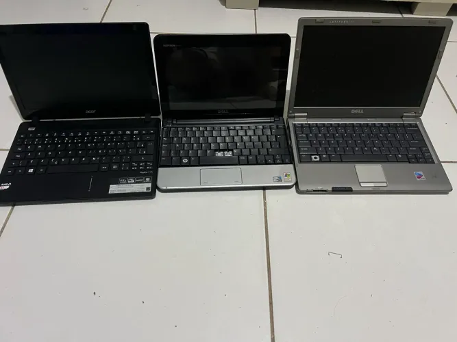 Lote com 3 notebooks LEIA