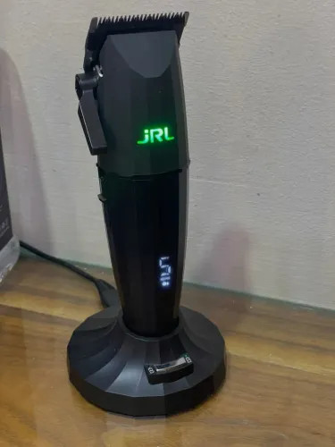Vende se maquina cabelo jrl