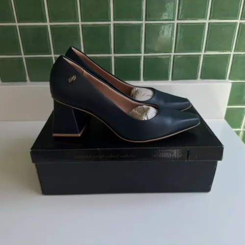 scarpin azul salto bloco couro bico fino usaflex 36