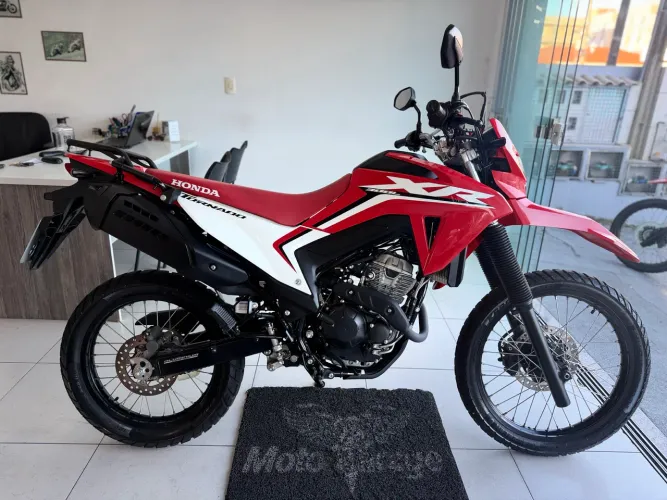 Honda Xr Tornado 300l - 2025 COM 1.000KM