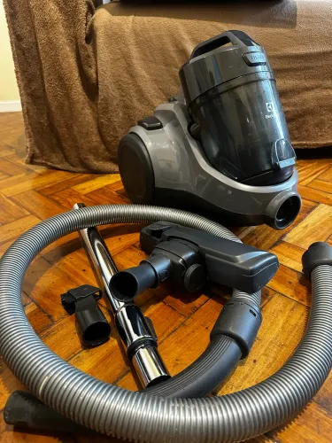 Aspirador De Pó Electrolux Ease C3 - Easybox EAS30