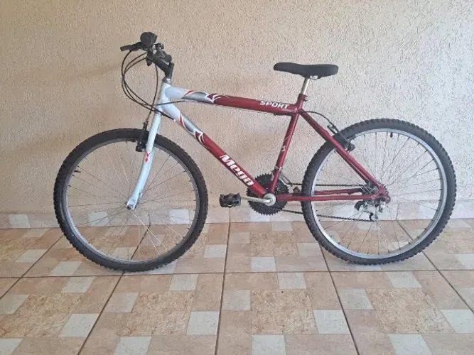 Bicicleta masculina aro 26 em ótimo estado