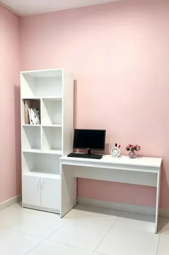 Mesa +estante em mdf para escritório
