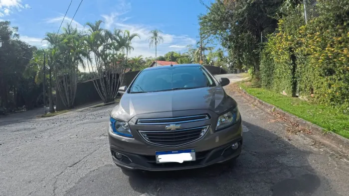 Chevrolet Onix Hatch LTZ 1.4 8V Flex Power Aut. 4P 2014