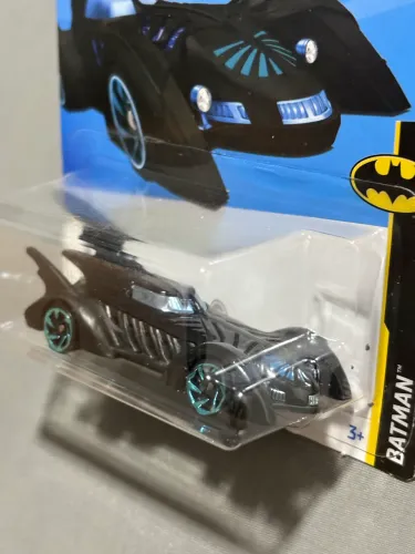 Hot Wheels BATMAN FOREVER BATMOBILE