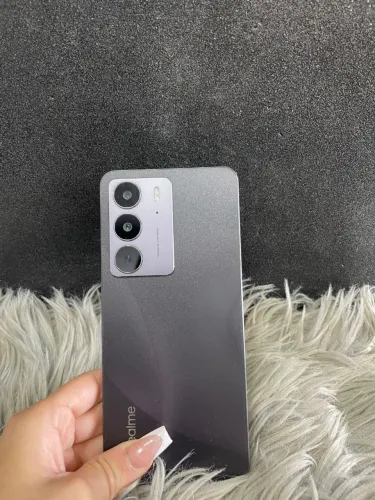 REALME C75 