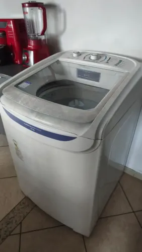 Máquina de lavar roupas 13 kg Eletrolux