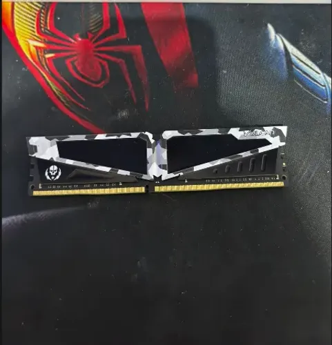 MEMÓRIA RAM T-FORCE VULCAN 8GB DDR4 2666MHz