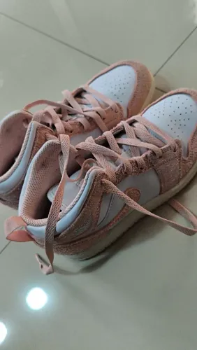 Vendo tênis Jordan infantil feminino usado apenas 1x 