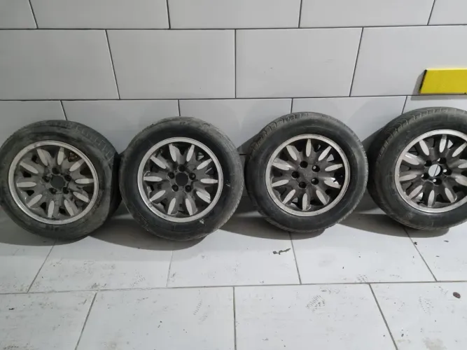 Conjunto Pneu Pirelli P6000 205/60 R15