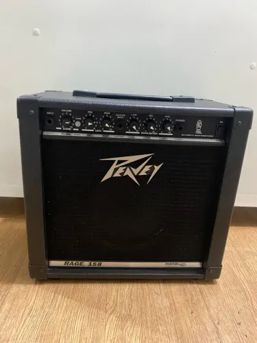 Amplificador Peavey Rage 158 São 15 wrmas seminovo
