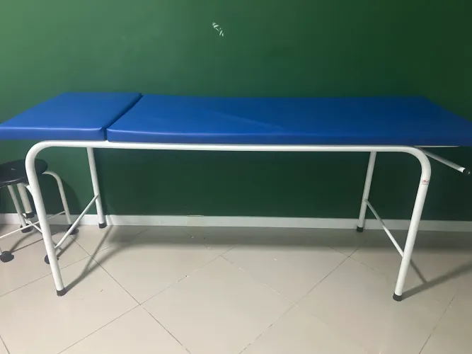 Vende-se 04 unidades de macas por R$300,00 cada