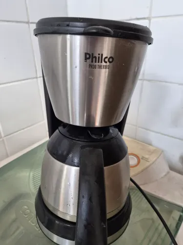 Cafeteira Philco, 30 xícaras inox