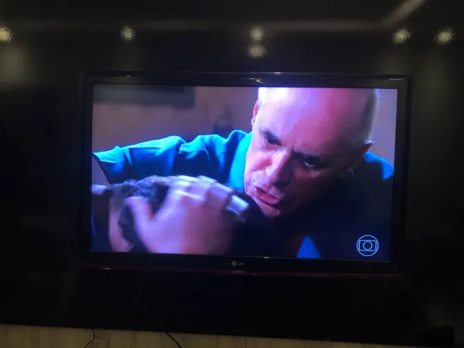 Tv LG 42P Digital LED Full HD