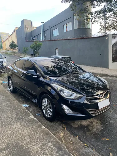 Hyundai Elantra GLS 2.0 16V Flex Aut. 2014