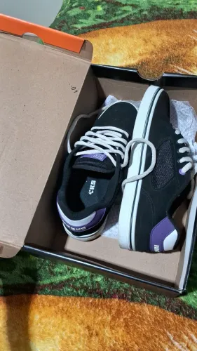 Tenis hocks novo,tamanho 40,250
