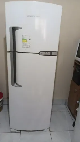 Vendo geladeira 