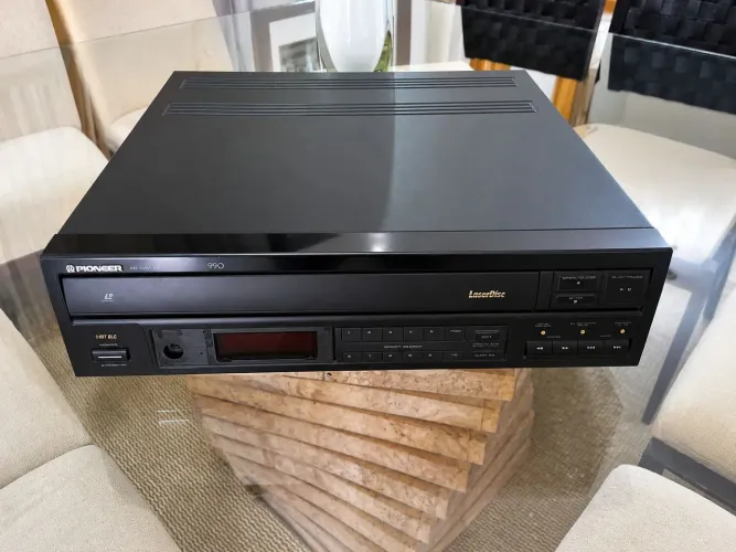 Pioneer LaderDisc player CLD-990 - Raridade!