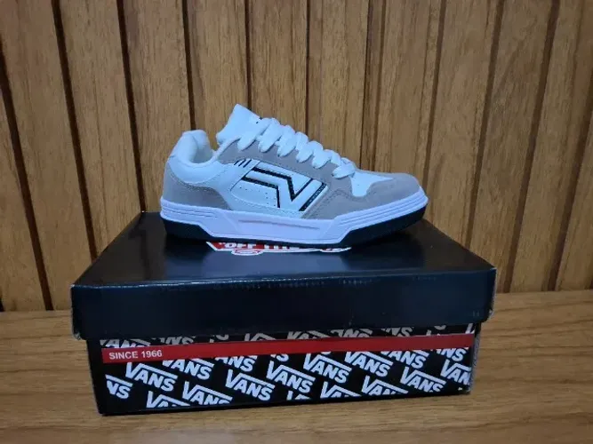 Tênis Vans Upland Cinza Camurça - R$ 60,00 - (LEIA A DESCRIÇÃO)