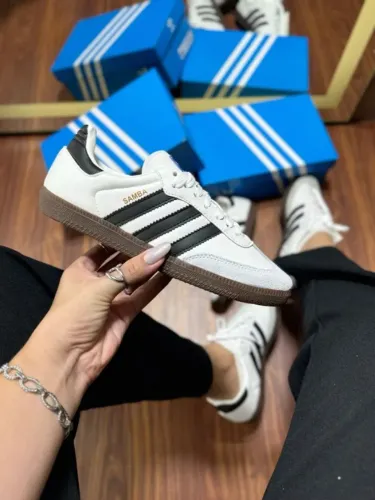 Adidas branco