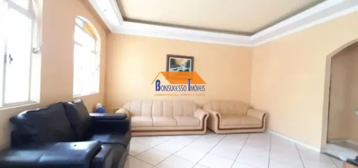 casa de 3 quartos, bairro Europa em Belo Horizonte
