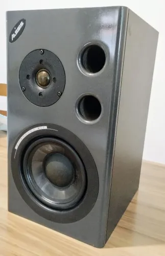 Caixa Alesis Monitor One Mk-2 activa 