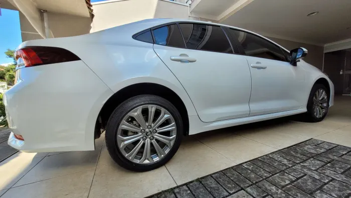 Toyota Corolla XEI 2.0 Flex 16V Aut. 2023  ( km 13.500)