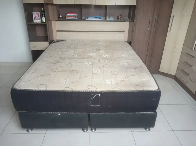 Cama box King size