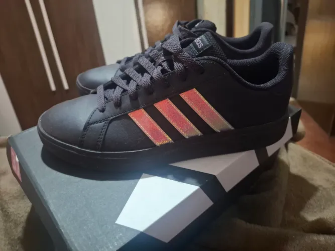 Tenis adidas original 37