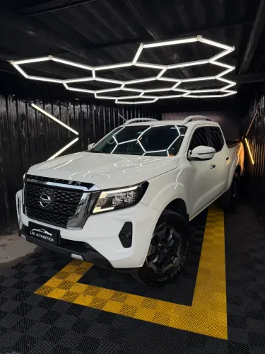 Nissan Frontier XE CD 4X4 2.3 Bi-TB Diesel Aut. 2023