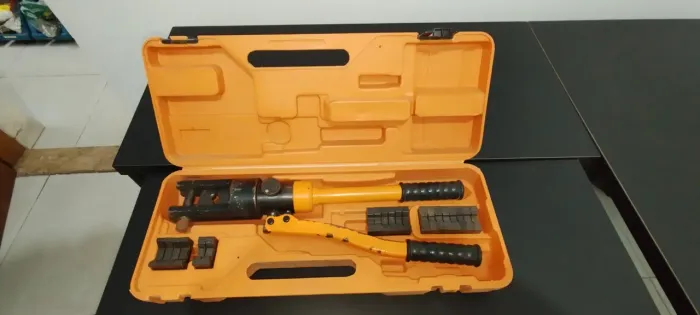 Alicate Hidráulico Crimpador Tramontina PRO 16 a 300mm² Completo