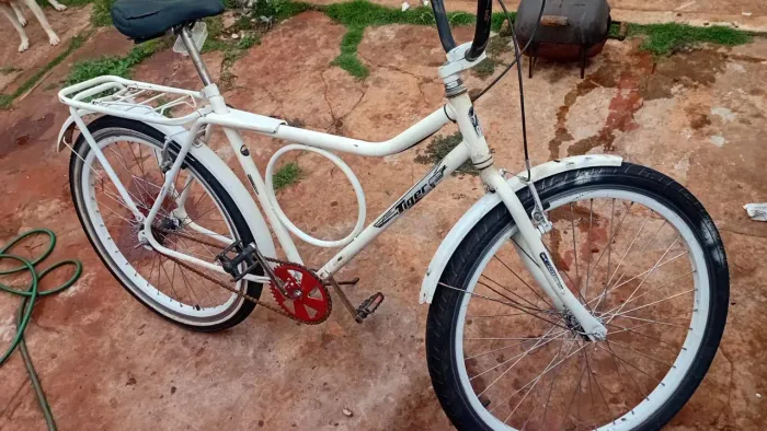 Vendo bicicleta Monark top de linha