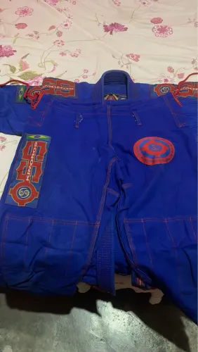 Kimono oss nunca usado