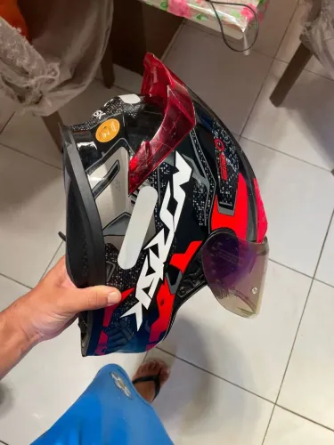 Capacete