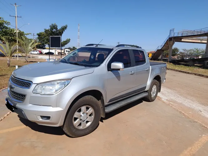Chevrolet S10 Pick-up LT 2.8 TDI 4X4 CD Diesel AUT 2014