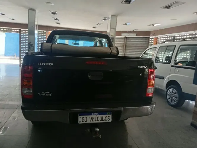 Toyota Hilux CD SRV D4-d 4X4 3.0 TDI Diesel AUT 2010
