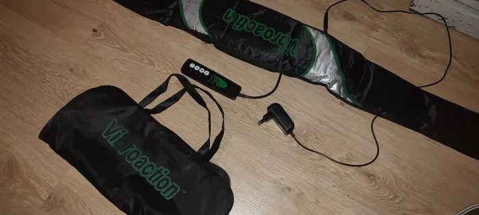 Eletroestimulador fisioterapia cinto massagem Vibroaction usado usado com bolsa da marca