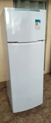 geladeira Consul 336 litros 127V super novo 
