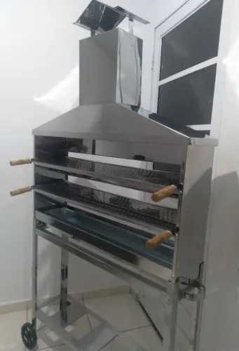 Carrinho de Churrasco Grande Churrasqueira Espetos Profissional Nova 
