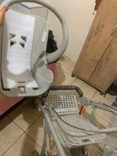 Carrinho e bebê conforto Galzerano 