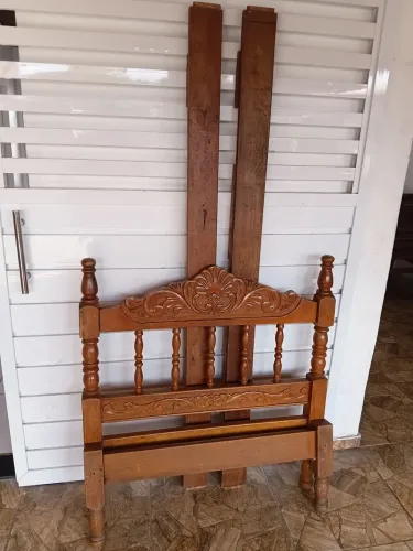 cama solteiro madeira