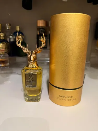 Perfume  de nicho Pana Dora XVI