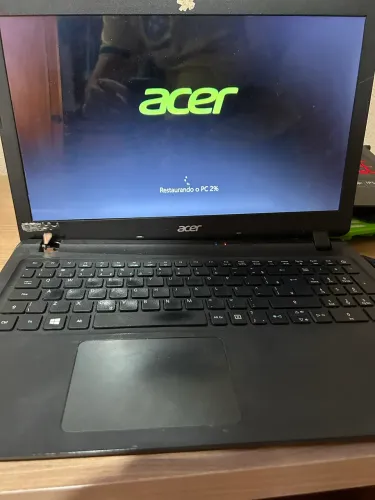 Notebook Acer Aspire ES1-572