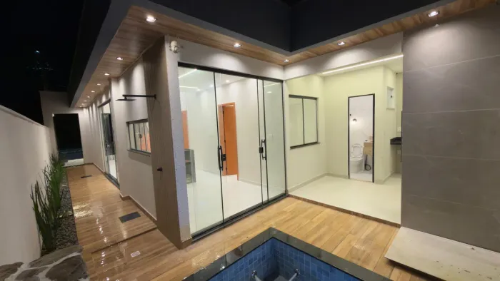 Casa à venda com piscina no Cond. bétel em Ananindeua com 3/4 por 600 mil