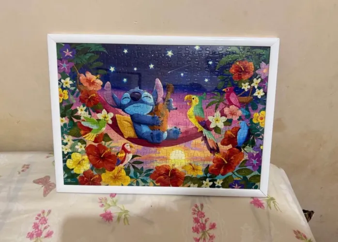 Quebra-cabeça Disney Stitch - 300 peças Original Tenyo Japão